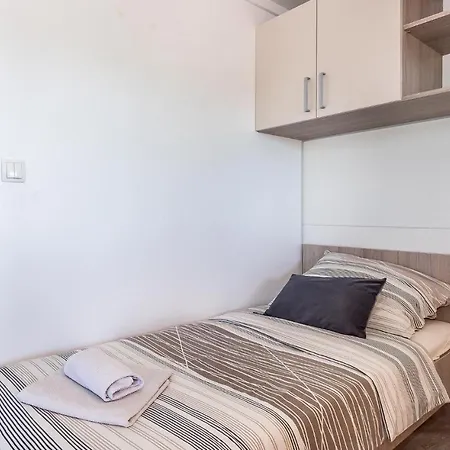 In W/ Outdoor Swimming Pool, Wifi And 2 Bedrooms Tisno